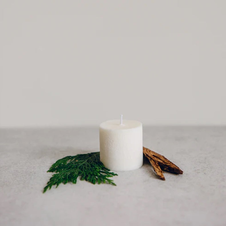 The Holly Petite Candle and Matchsticks