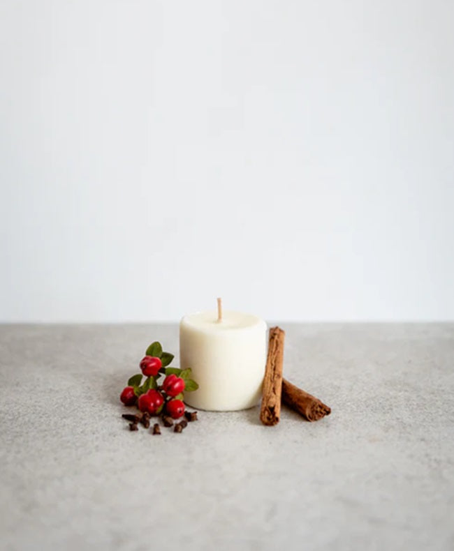 The Holly Petite Candle and Matchsticks